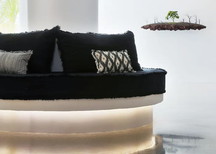 Hm Balanguera - Adults Only